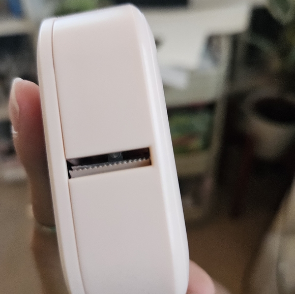 phomemo label pink printer with roll - Picture 5 of 5